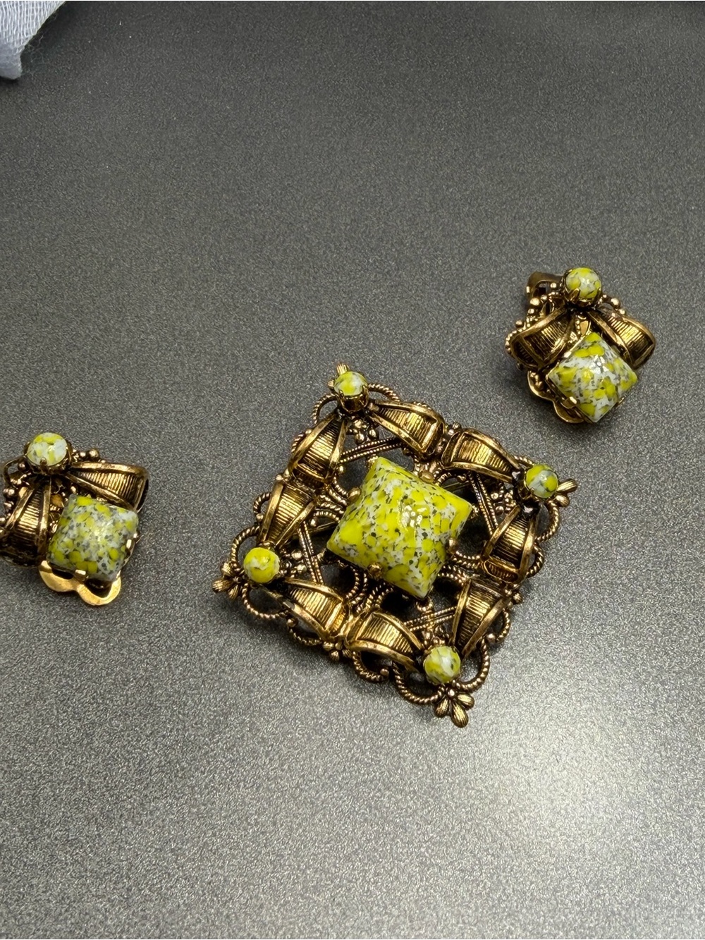 Vintage Austrian Glass Cabochon Brooch and Clip-On Earring Set #87set